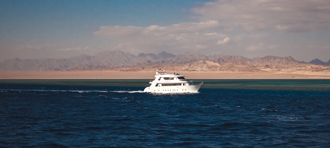 Best Snorkeling & Diving Spots in Egypt: Explore Now!
