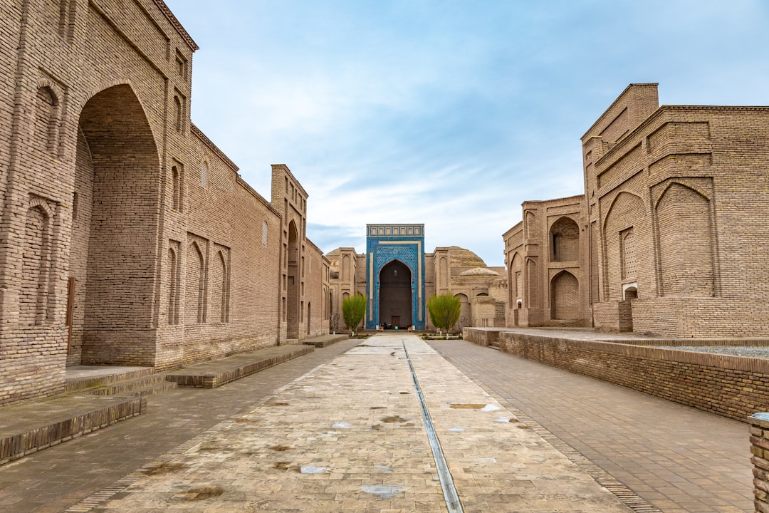 Cultural Sensitivity in Tourism: Essential Guidelines & Tips