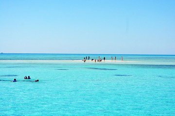 sorkeling-trip-to-the-white-island-ras-mohammed tour image 1