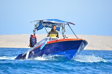 magawish-island-by-private-speedboat-with-water-sports-hurghada tour image 2