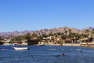 private-safari-wadi-qunai-and-three-pools-tour-with-pickup tour image 2