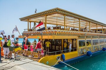 nefertari-seascope-adventure-boat-trip-with-transfer-marsa-alam tour image 2