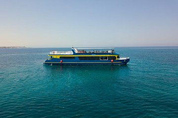 conquest-semi-submarine-snorkeling-with-transfer-hurghada tour image 1