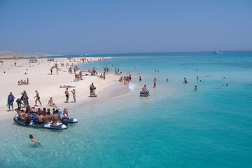 7-hour-red-sea-getaway-snorkeling-and-paradise-island-tour tour image 4