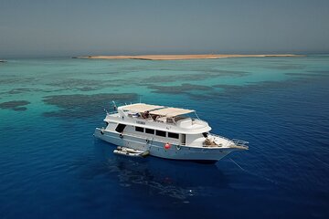 scuba-diving-trip-in-el-gouna-two-dives tour image 2