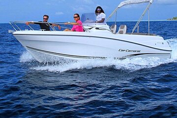 speed-boat-to-abo-munkar-island-water-sport-semi-private-hurghada tour image 1
