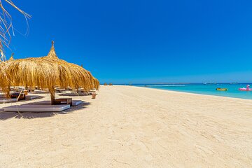 Eden Island a Luxury Snorkeling Sea Trip. - Gallery Image 3