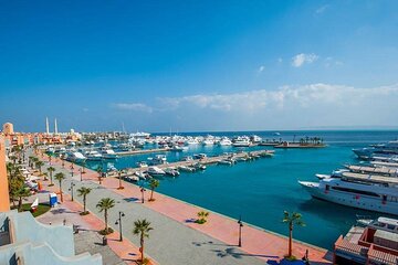 Private guided city tour of El Gouna with transfer from Hurghada - Gallery Image 5