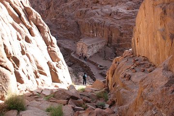 Sunrise at Mt.Sinai and St.Catherine monastery. Entrance included - Gallery Image 4